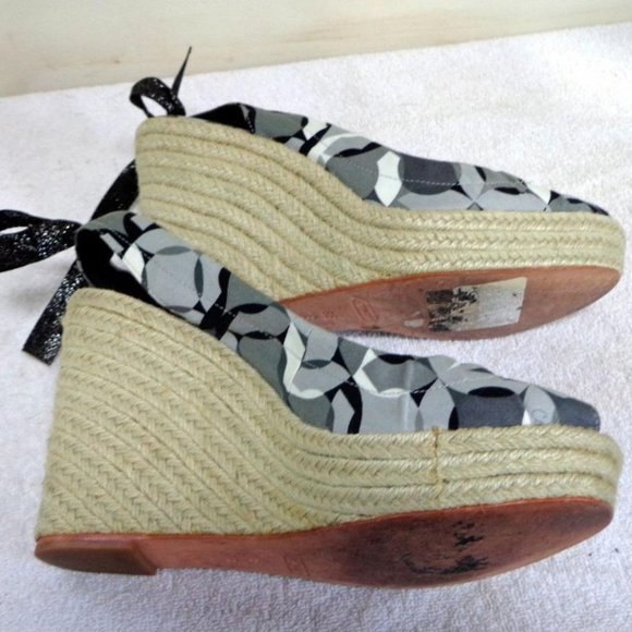 COACH MARITZA BLACK/WHITE WEDGES SANDALS SZ 8.5B - Picture 9 of 11